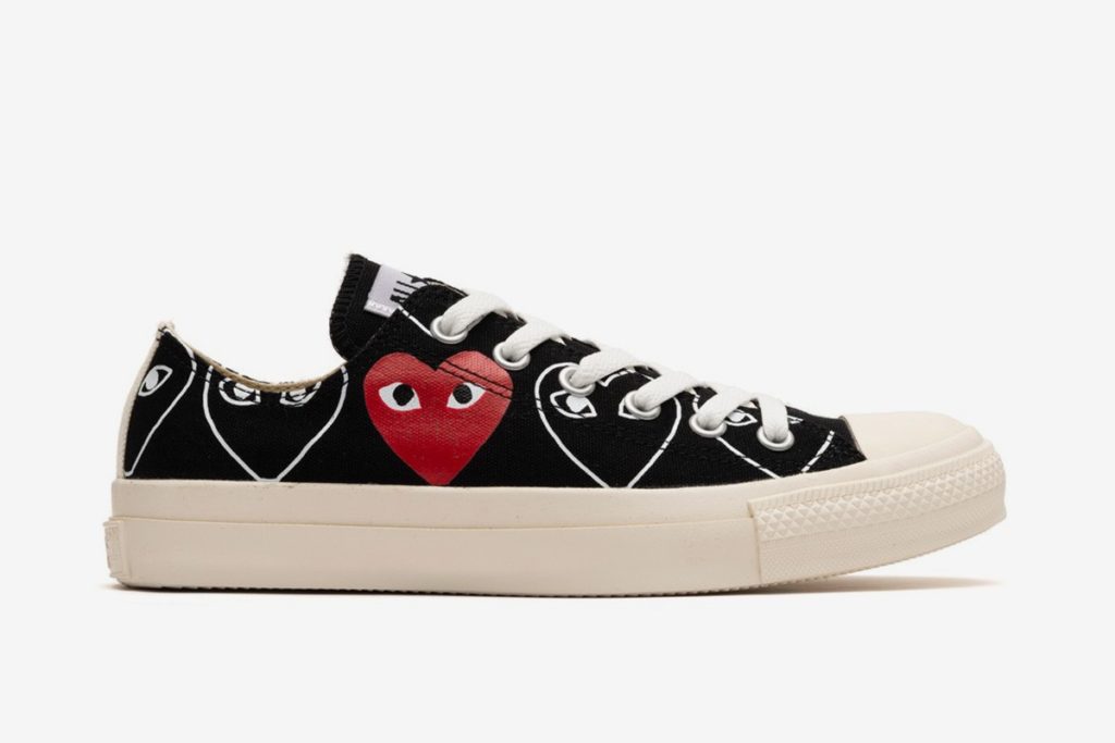 scarpe con il cuore converse