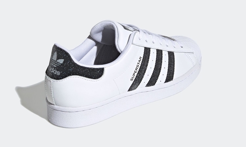 Adidas Supestar x Swarovski foto della sneakers in dettaglio e data di release