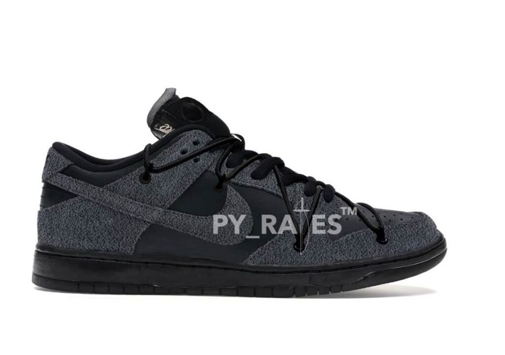 Off-White-Nike-Dunk-Low-Triple-Black-First-Look-Model-1-Release-2021