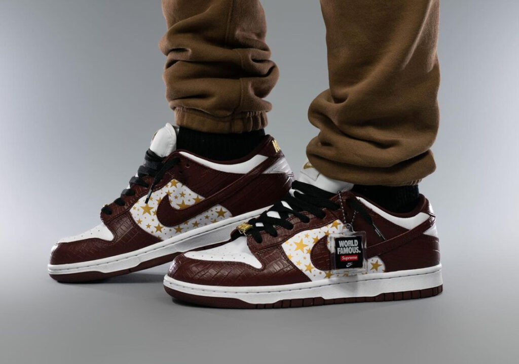 Supreme-Nike-SB-Dunk-Low-Barkroot-Brown-Italianhype-5