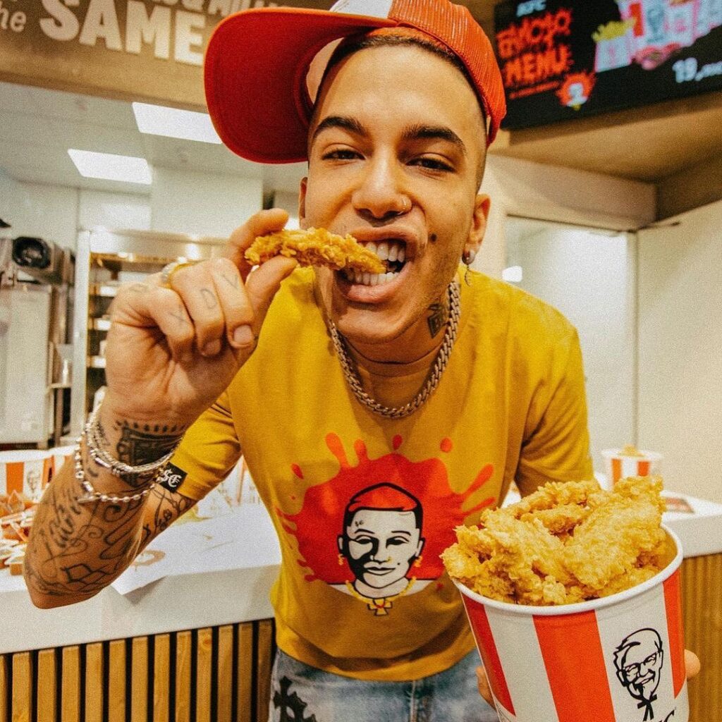 sfera-ebbasta-x-kfc-release-collezione-2