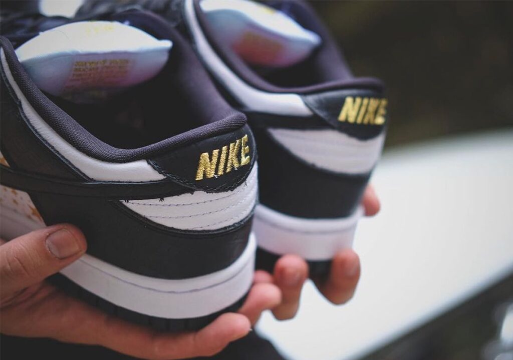 supreme-nike-sb-dunk-low-white-black-metallic-gold-DH3228-102-3