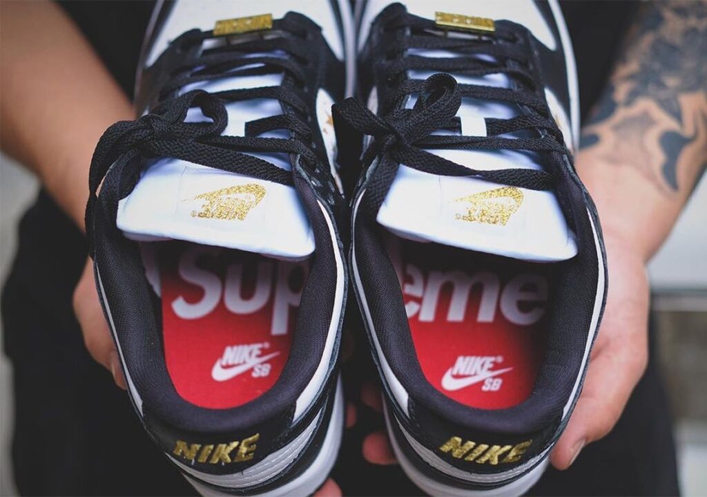 supreme-nike-sb-dunk-low-white-black-metallic-gold-DH3228-102-4