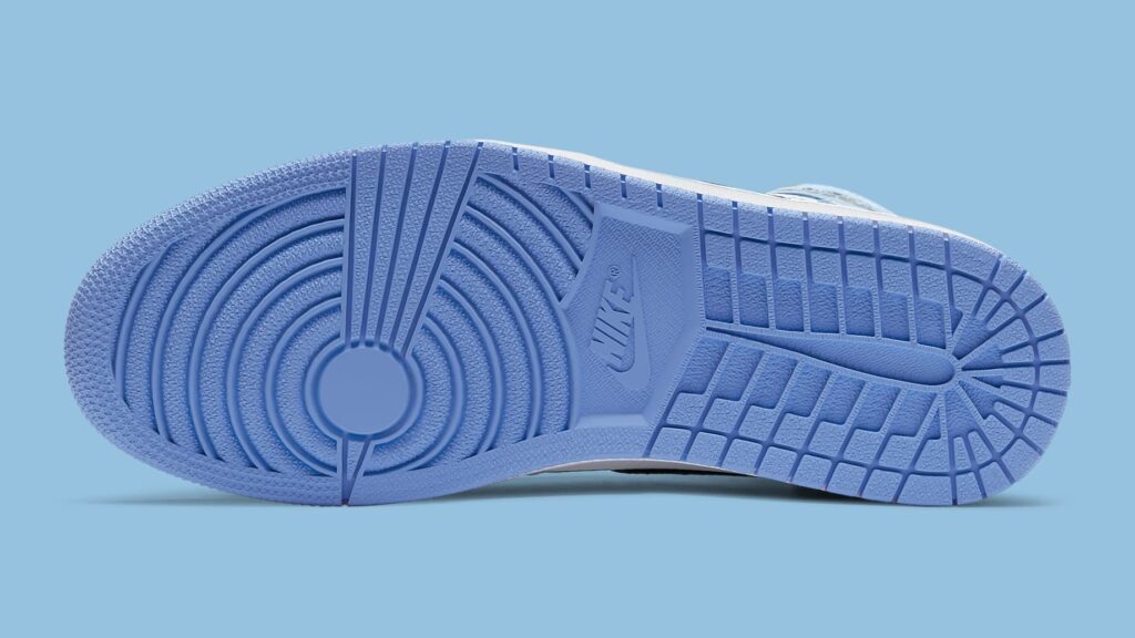 air-jordan-1-university-blue-release-date-555088-134-sole