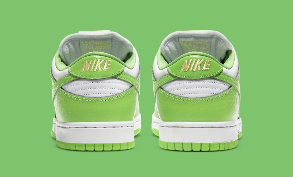 supreme-nike-sb-dunk-low-green-dh3228-101-heel