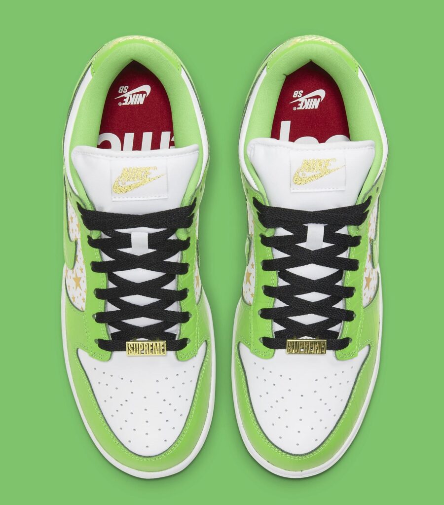 supreme-nike-sb-dunk-low-green-dh3228-101-top