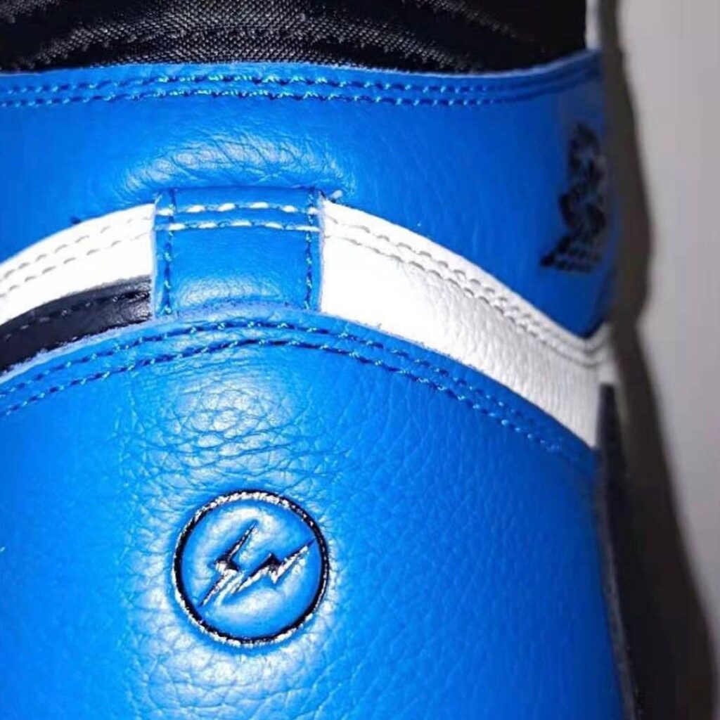 Travis-Scott-Fragment-Air-Jordan-1-0