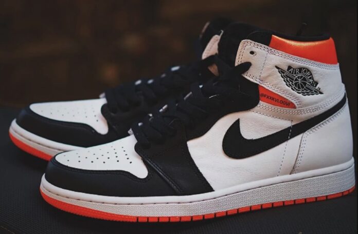 air-jordan-1-retro-high-og-eletro-orange-555088-180-pair