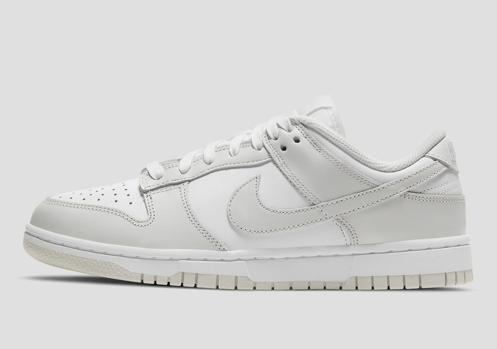 Nike-Dunk-Low-WMNS-Photon-Dust-8