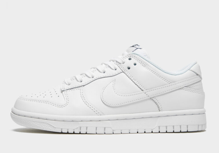 nike triple white dunk low