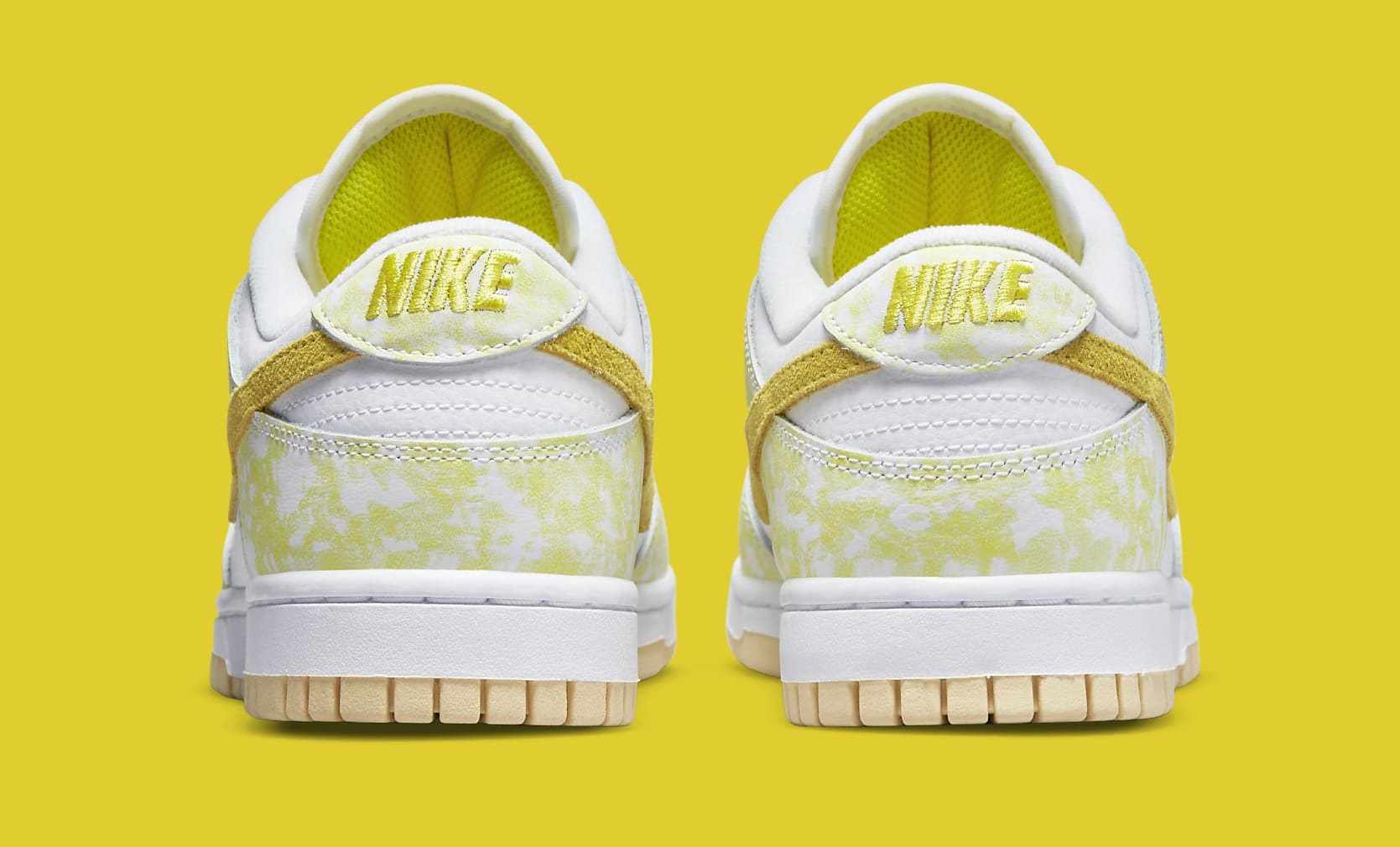 nike dunk low wmns yellow strike