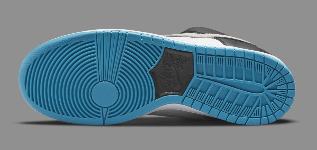 laser blue dunks