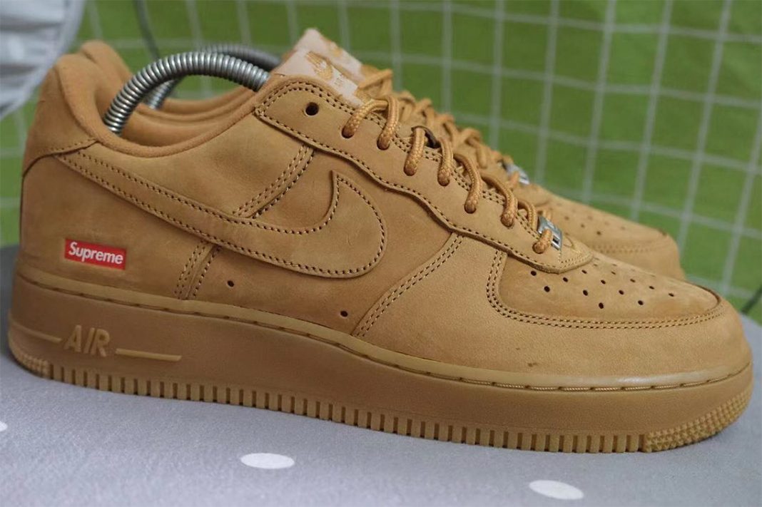 Supreme x Air Force 1 "Flax", prime immagini trapelate - Italianhype