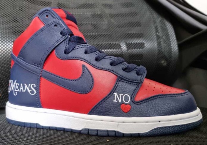 supreme-nike-dunk-high-navy-red