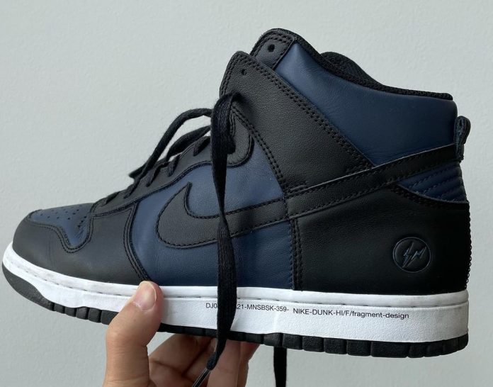 fragment-nike-dunk-high-black-navy-lateral-1