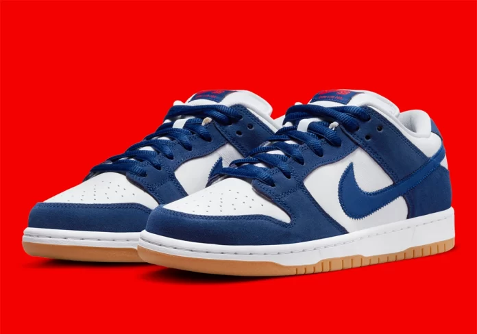 DO9395-400-nike-sb-dunk-dodgers-5