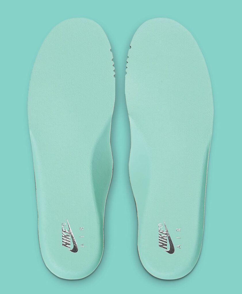 tiffany-and-co-nike-air-force-1-low-dz1382-001-insole
