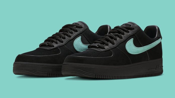 tiffany-and-co-nike-air-force-1-low-dz1382-001-pair
