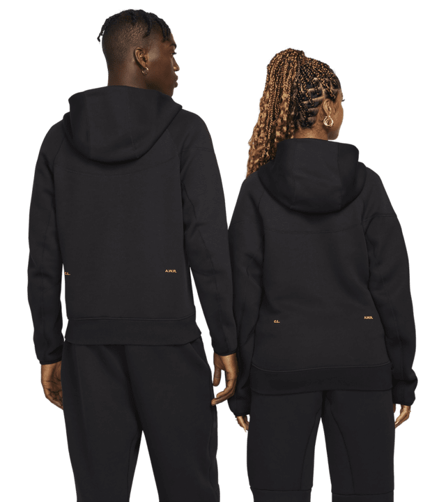 collezione-di-abbigliamento-nocta-tech-fleece-–-data-del-lancio (5)