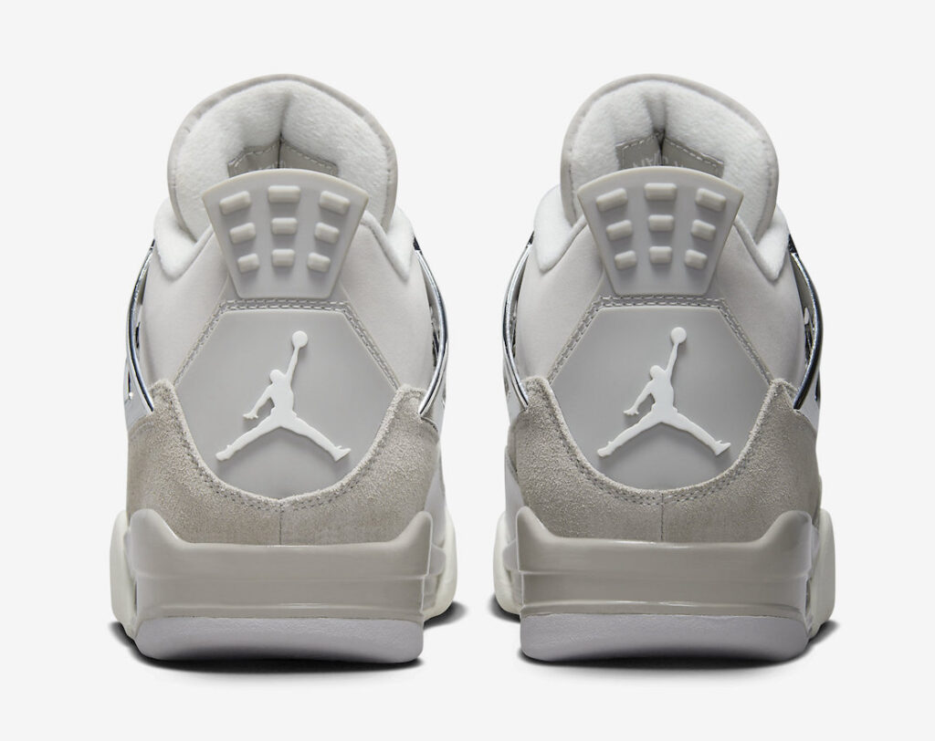 Air-Jordan-4-Frozen-Moments-AQ9129-001-5