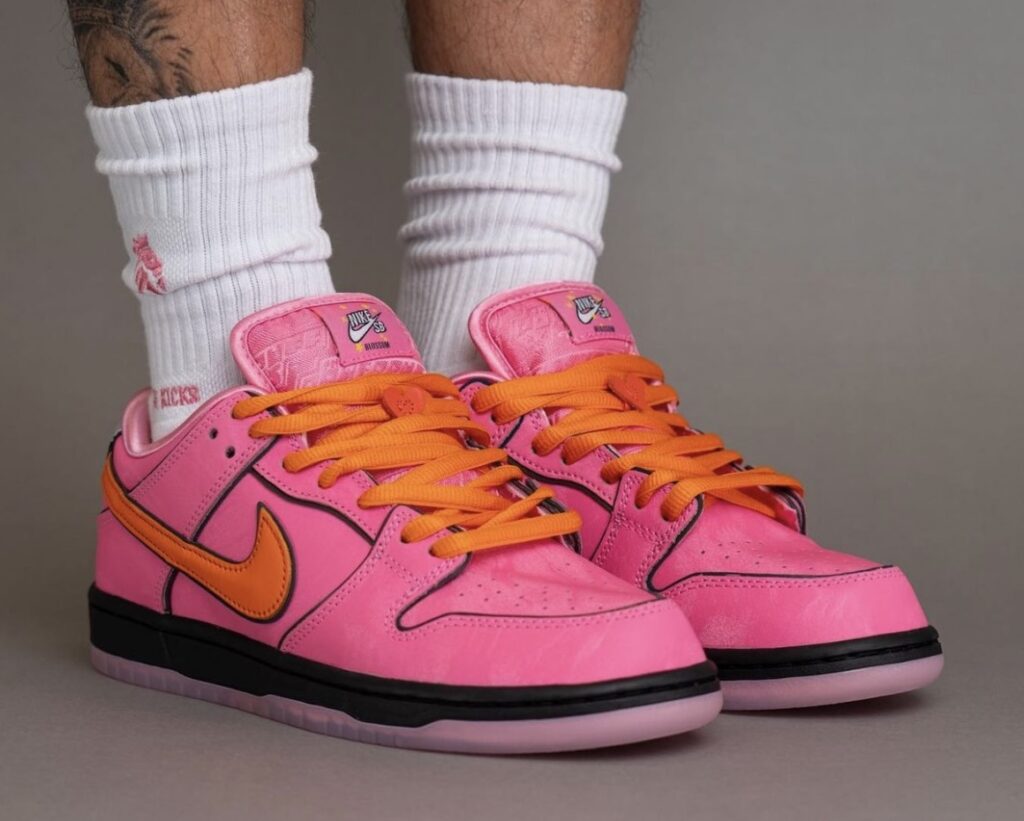 Powerpuff-Girls-Nike-SB-Dunk-Low-Blossom-FD2631-600-Release-Date-1