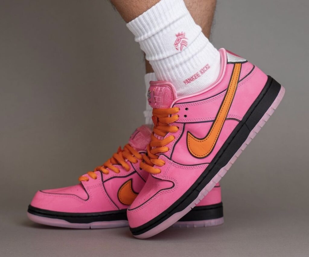 Powerpuff-Girls-Nike-SB-Dunk-Low-Blossom-FD2631-600-Release-Date-4