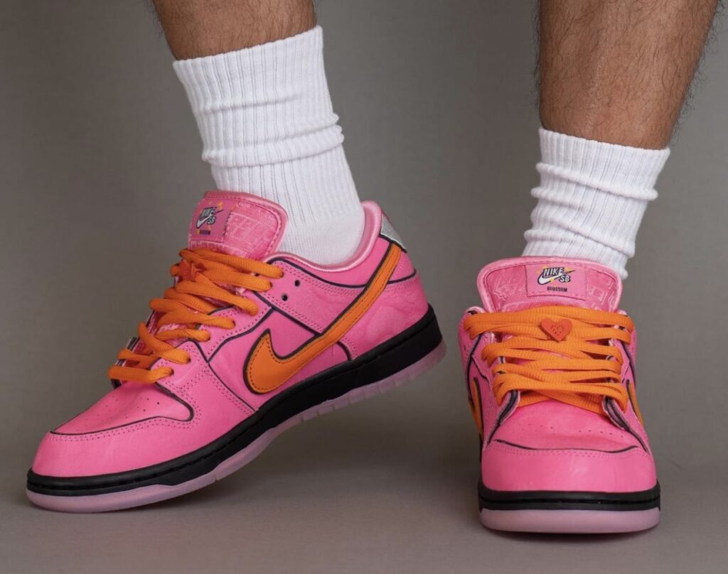 Powerpuff-Girls-Nike-SB-Dunk-Low-Blossom-FD2631-600-Release-Date-6