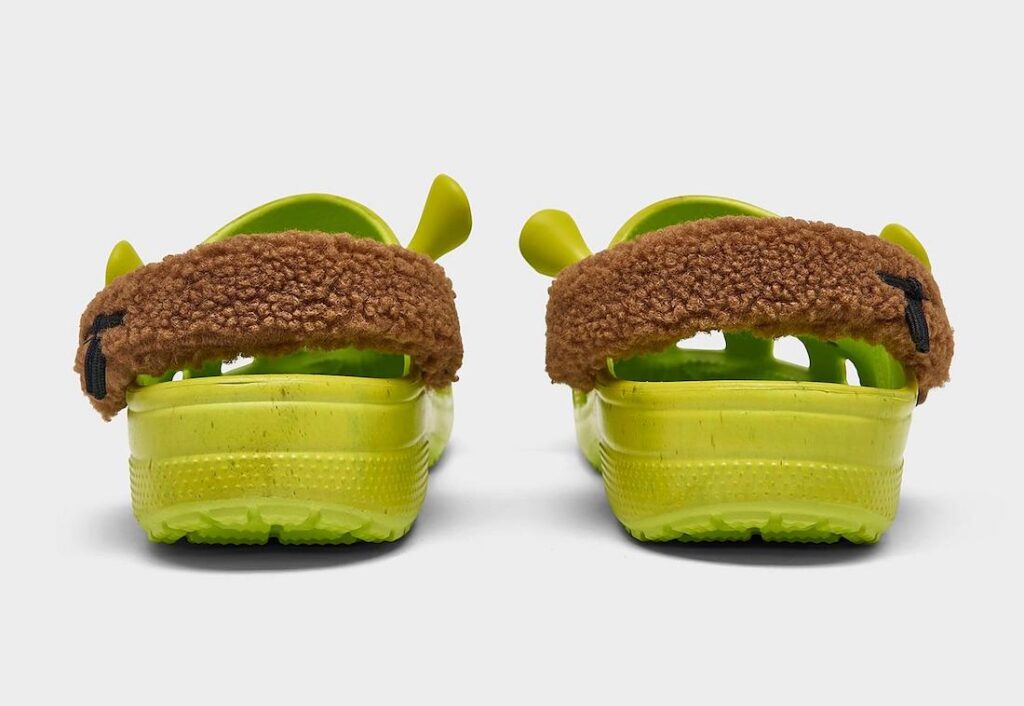 Shrek-Crocs-Classic-Clog-209373-300-3