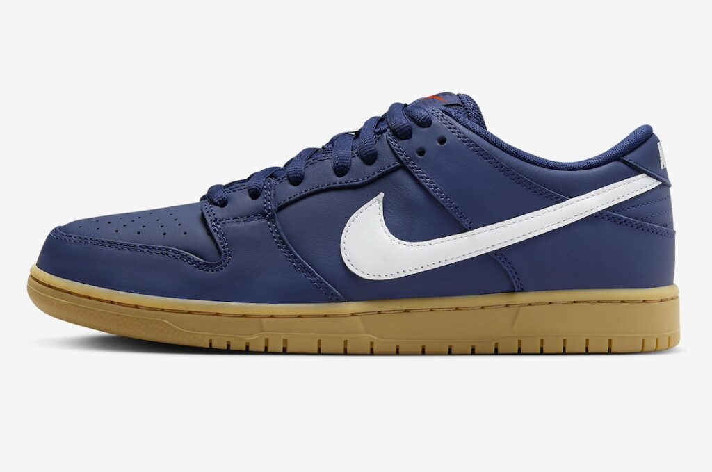 Nike-SB-Dunk-Low-Navy-Gum-FJ1674-400