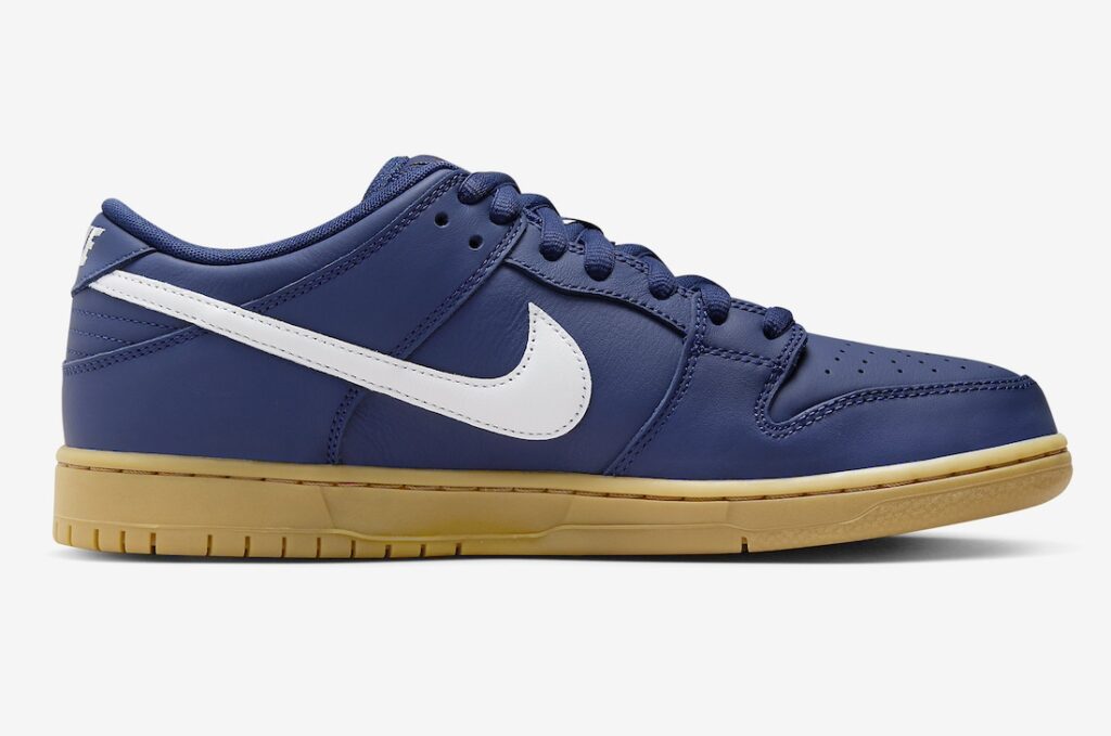 Nike-SB-Dunk-Low-Navy-Gum-FJ1674-400-2