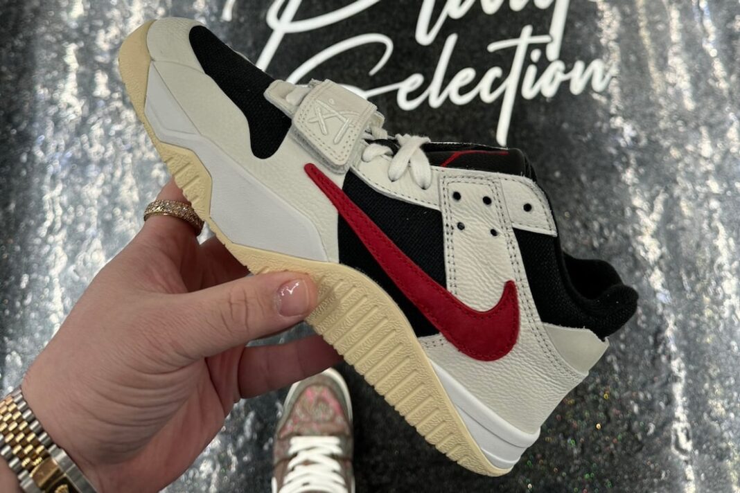 Travis Scott x Jordan Jumpman Jack "University Red" Estate 2025