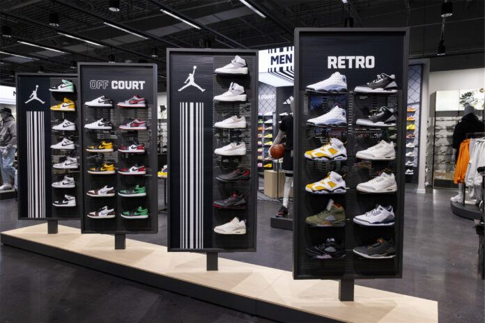 Foot Locker svela il 
