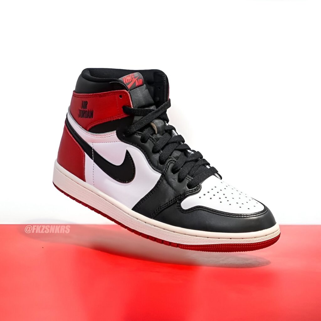 Black-Toe-Reimagined-Air-Jordan-1-DZ5485-106