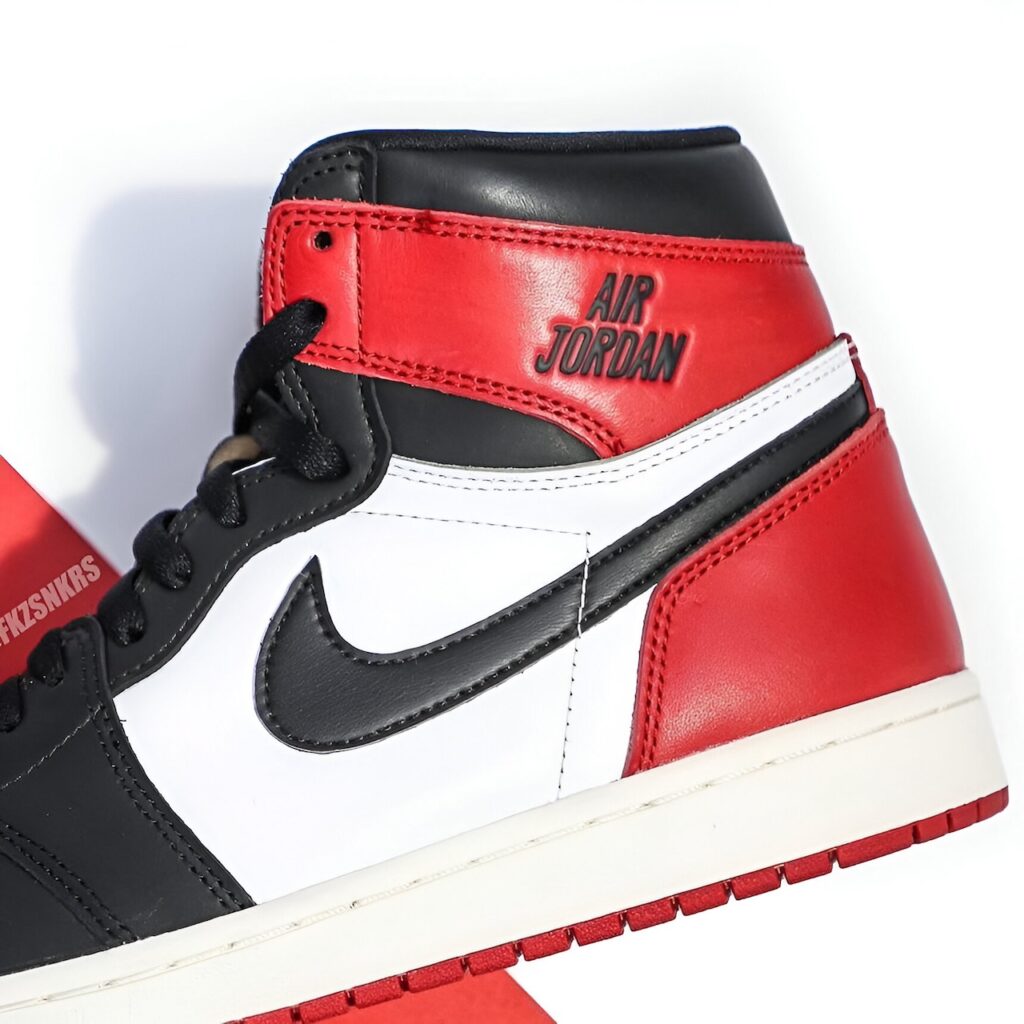 Black-Toe-Reimagined-Air-Jordan-1-DZ5485-106-3