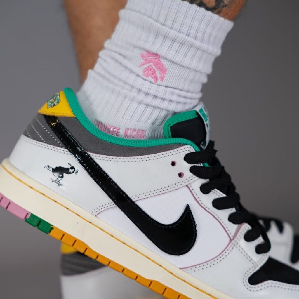 CSEF Nike SB Dunk Low HJ4132 100 On Feet 7 1068x1068