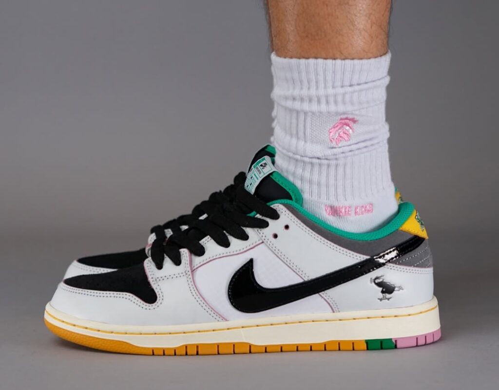 CSEF Nike SB Dunk Low HJ4132 100 On Feet Medial