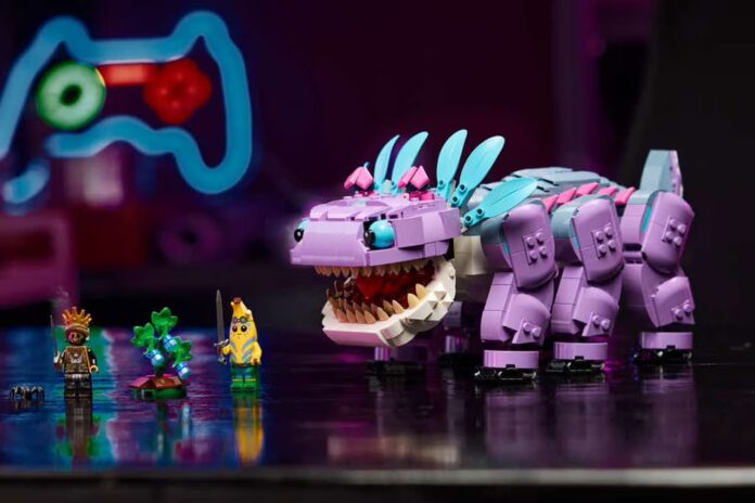 lego x fortnite klombo and mecha brick set release info 002